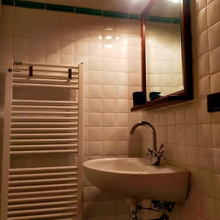 Il Rifugio Nel Borgo, Rocca Di Mezzo, - Campo Felice Apartament *