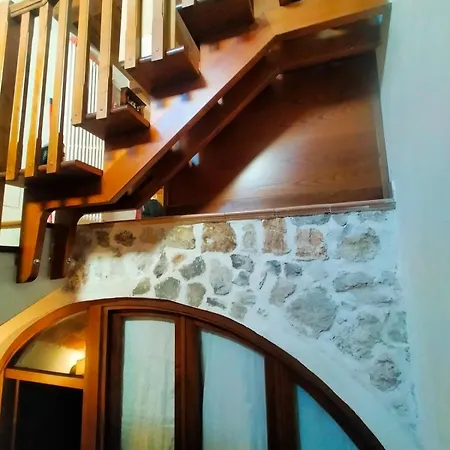 Il Rifugio Nel Borgo Rocca Di Mezzo *
