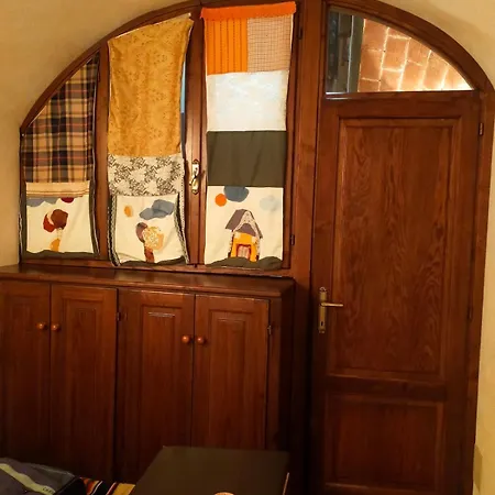 Apartment Il Rifugio Nel Borgo Rocca Di Mezzo *