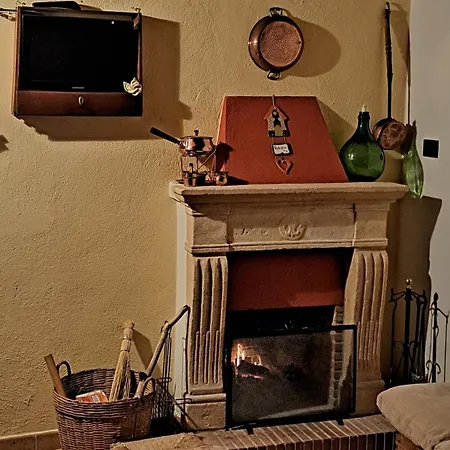 Il Rifugio Nel Borgo Rocca Di Mezzo Apartment Terranera