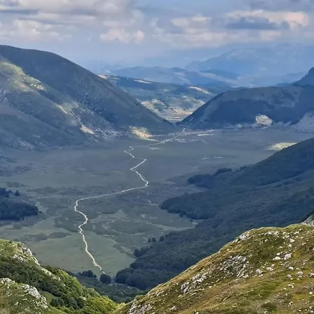 Apartment Il Rifugio Nel Borgo, Rocca Di Mezzo, - Campo Felice *